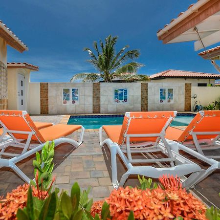 Villa Swiss Paradise With Private Pool パームビーチ エクステリア 写真
