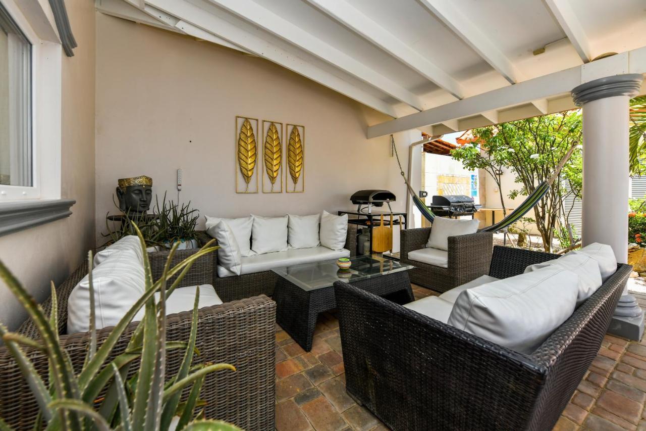 Villa Swiss Paradise With Private Pool パームビーチ エクステリア 写真