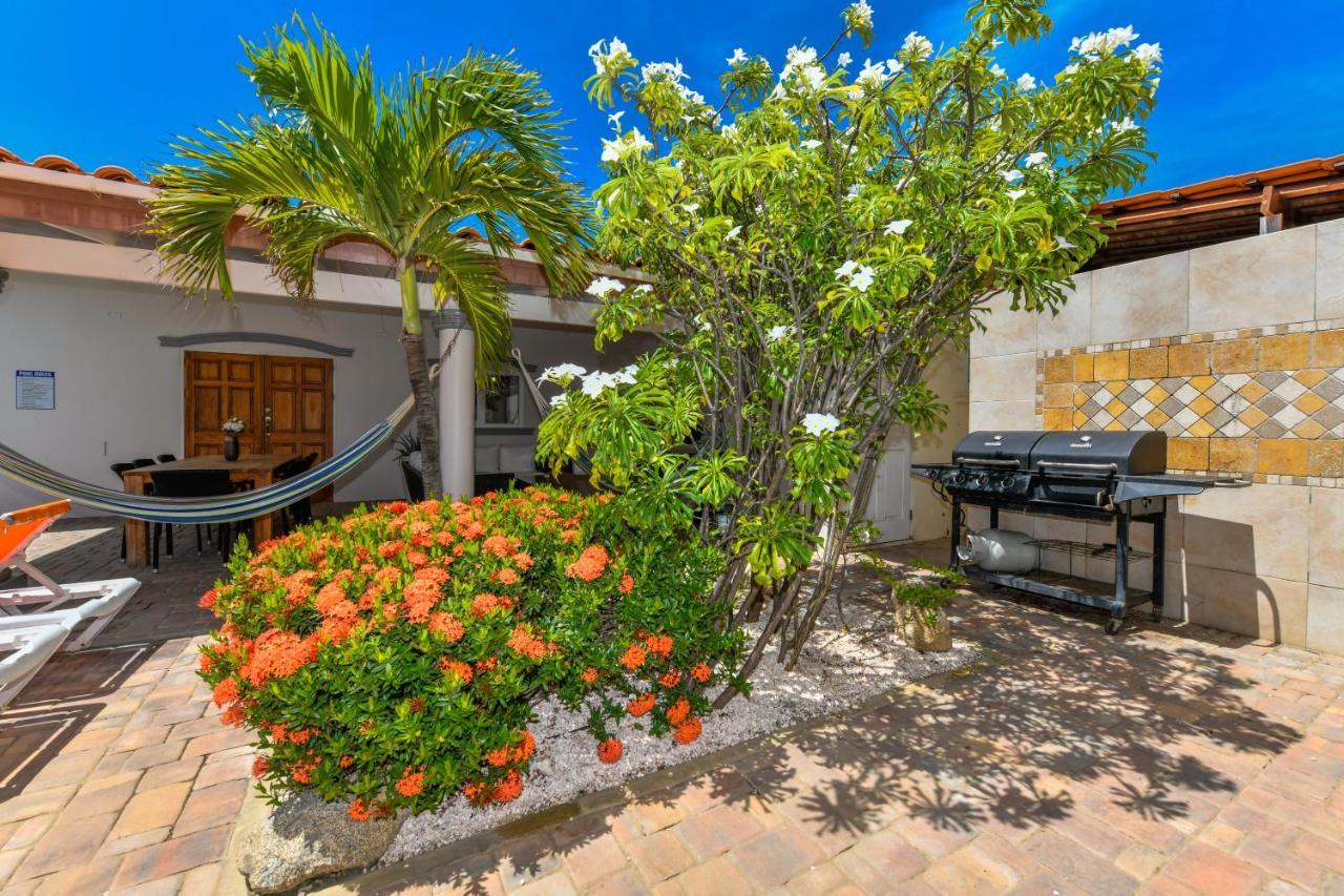 Villa Swiss Paradise With Private Pool パームビーチ エクステリア 写真