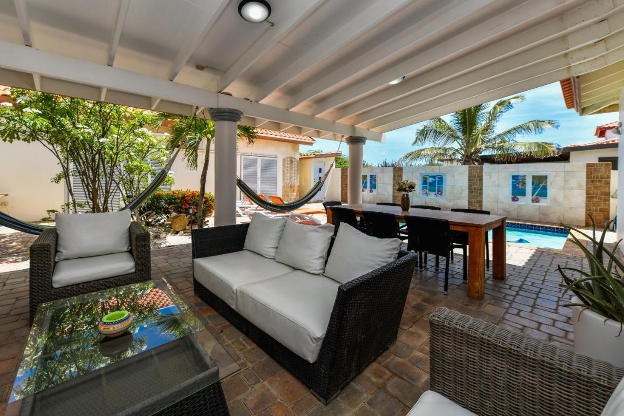Villa Swiss Paradise With Private Pool パームビーチ エクステリア 写真