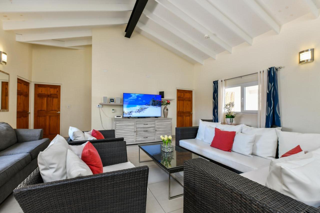 Villa Swiss Paradise With Private Pool パームビーチ エクステリア 写真