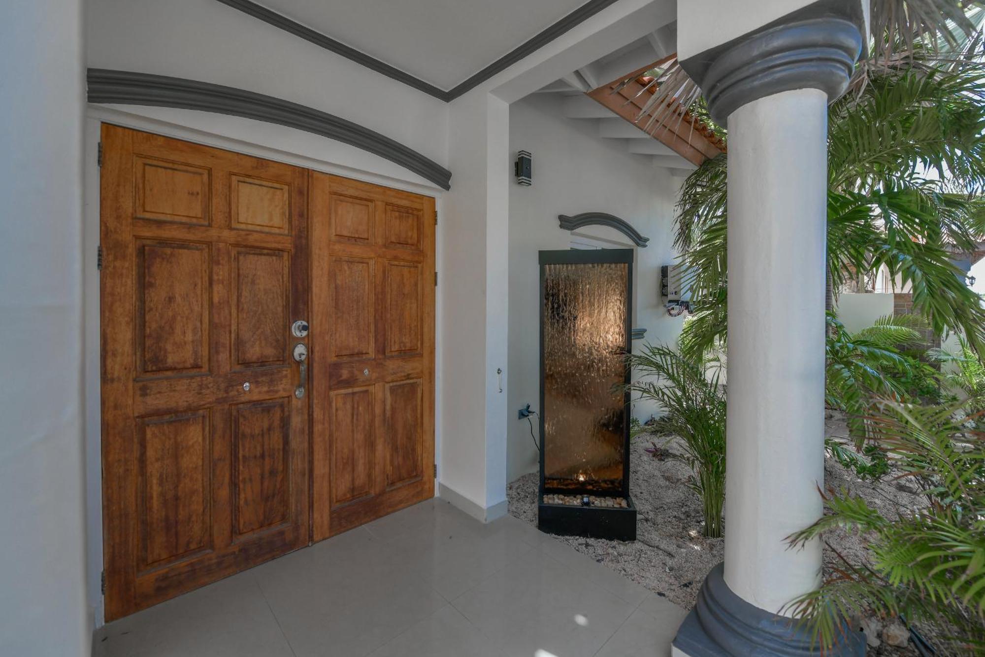 Villa Swiss Paradise With Private Pool パームビーチ エクステリア 写真